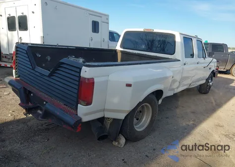 1995 Ford F350 z USA, uszkodzony, nr VIN 1FTJW35F1SEA71098